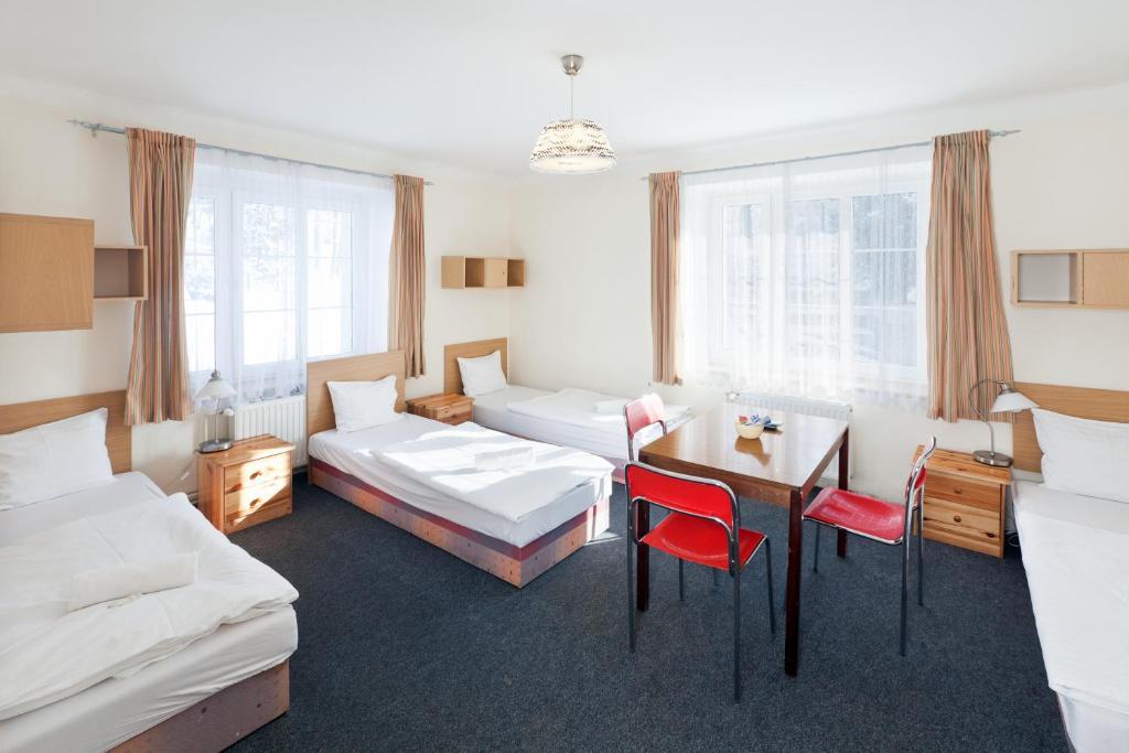 Pytloun Penzion Zeleny Haj Liberec Rom bilde